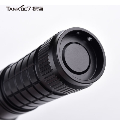 TANK007探客可充電執(zhí)勤，執(zhí)法，巡邏遠(yuǎn)射防水戶(hù)外超亮LED電筒UC20